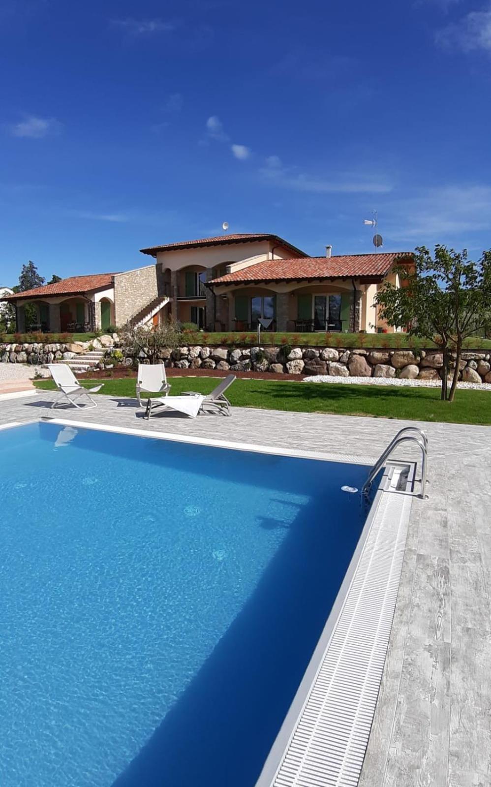 Orchidea Del Garda Rooms & Apartments Peschiera del Garda Luaran gambar