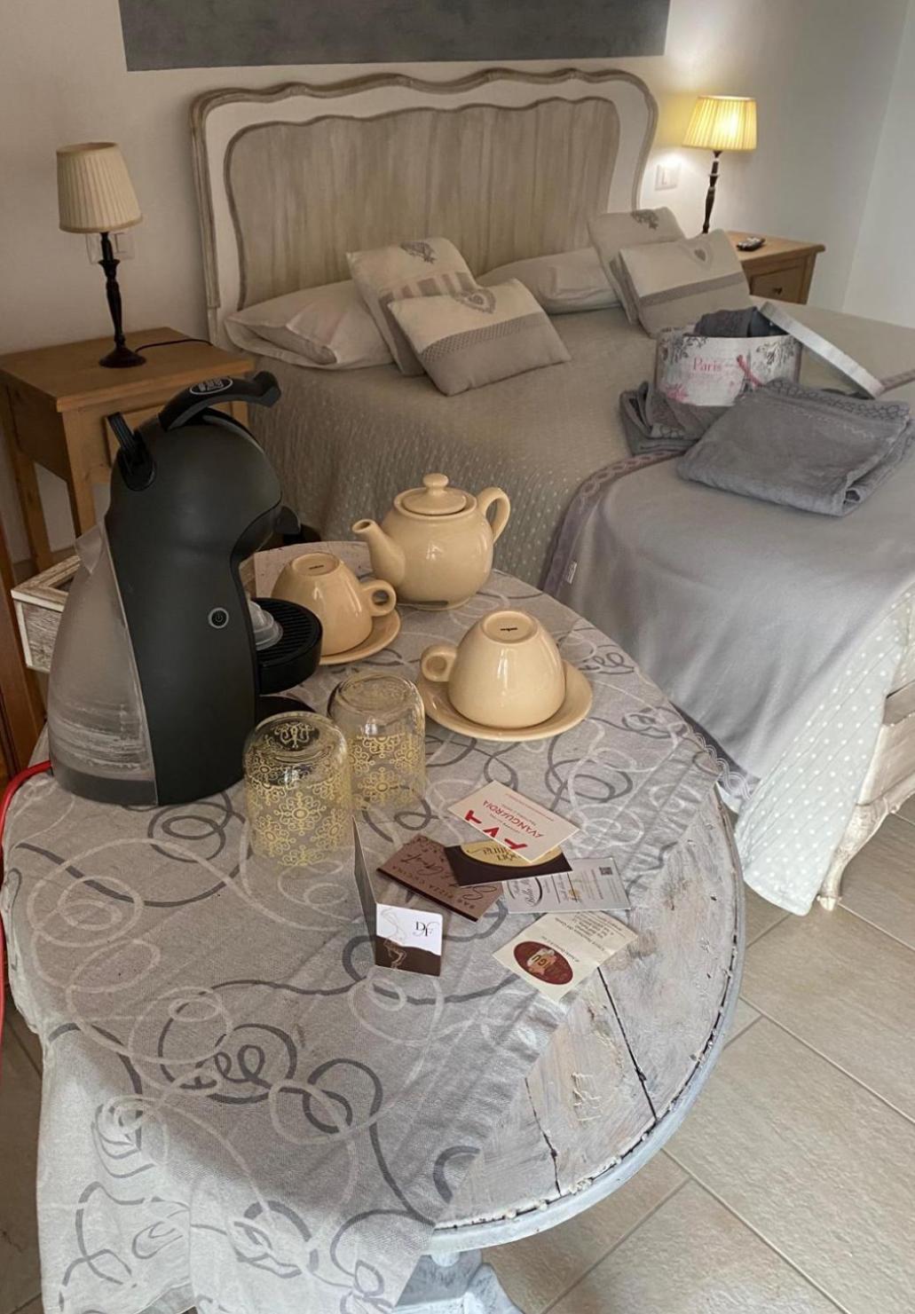 Orchidea Del Garda Rooms & Apartments Peschiera del Garda Luaran gambar